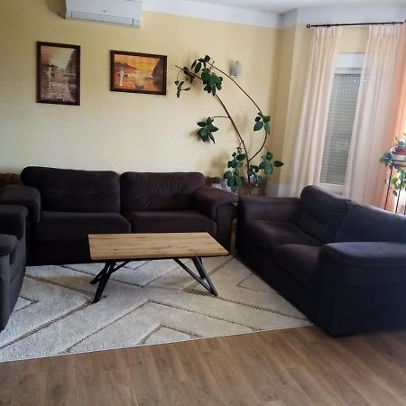 Apartment Andric Kastela Bagian luar foto