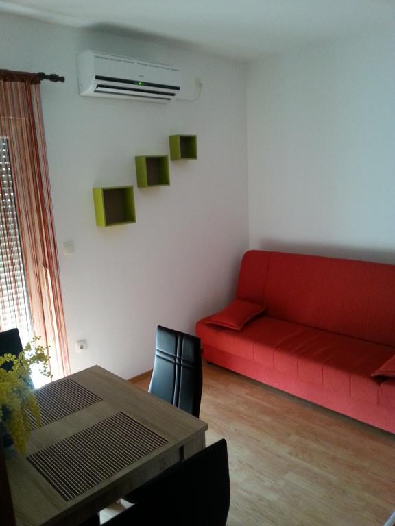 Apartment Andric Kastela Bagian luar foto