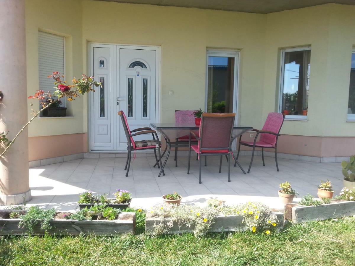 Apartment Andric Kastela Bagian luar foto